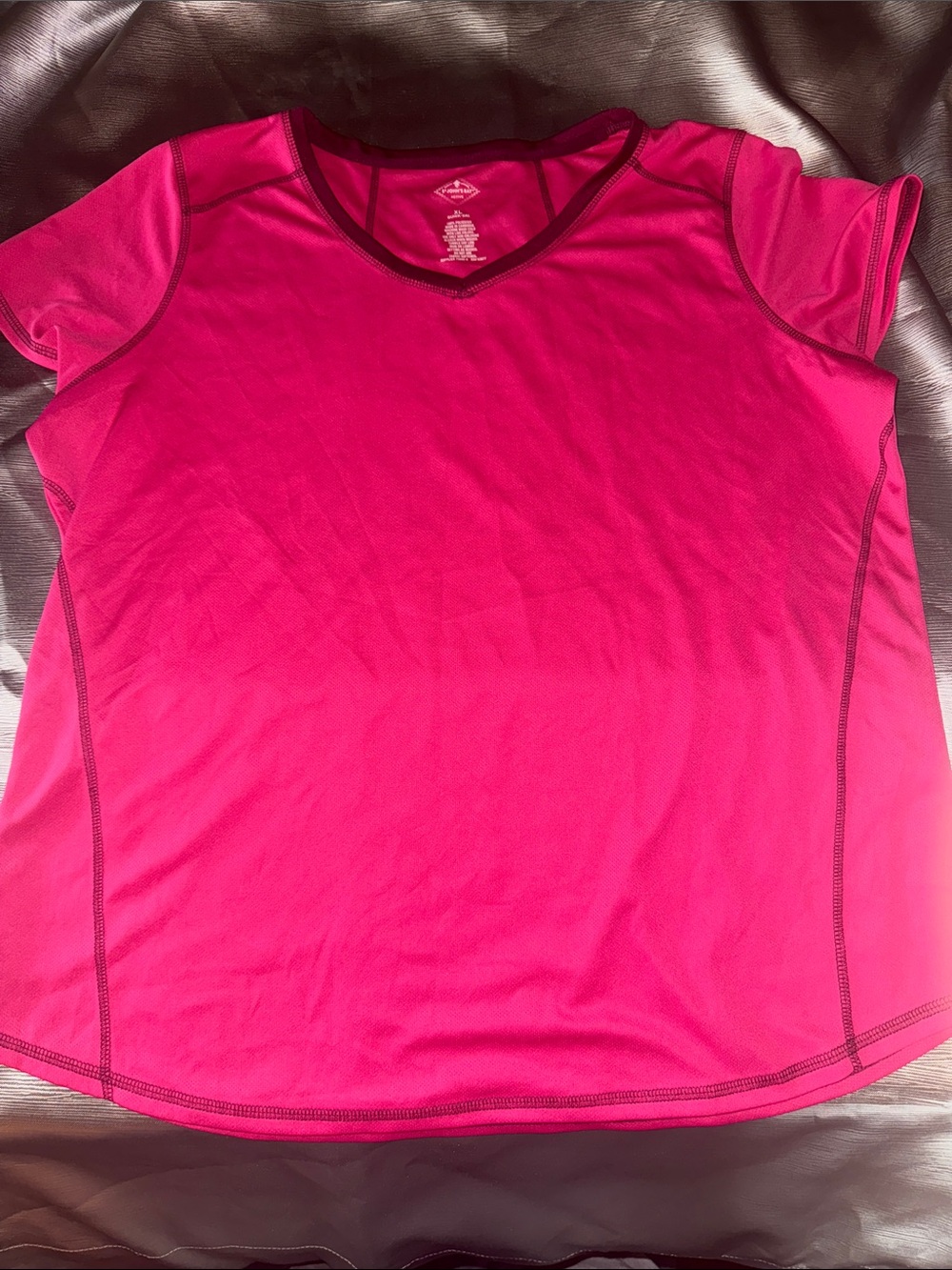 At John’s Bay quick-dri Women’s Active V-Neck Performance Top - Hot Pink